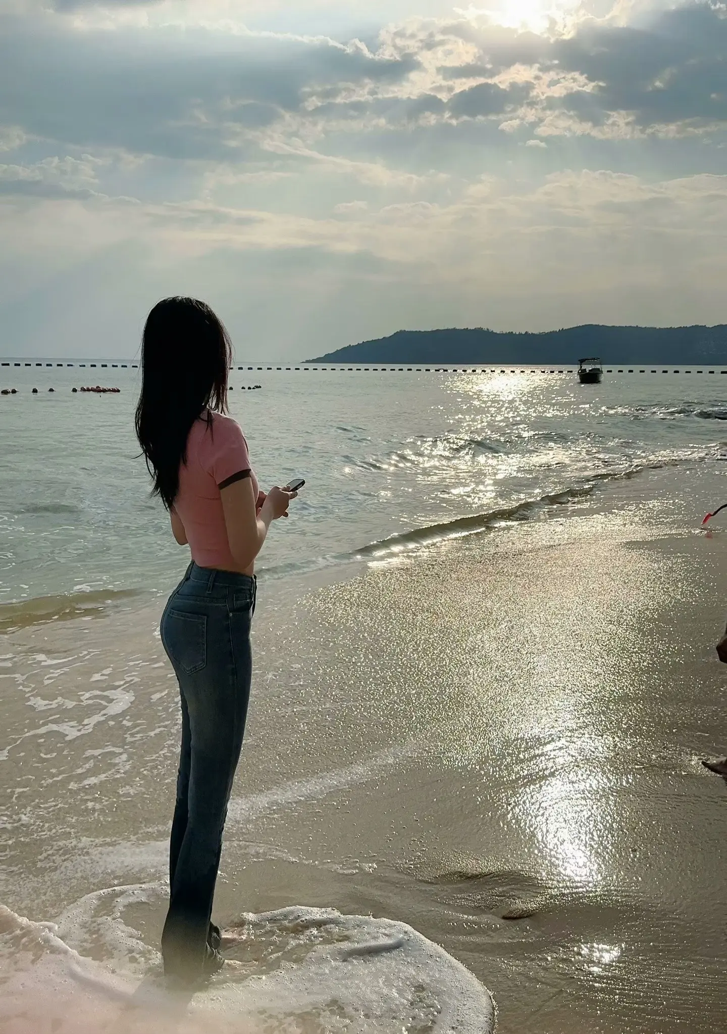 她留给你的 是背影。