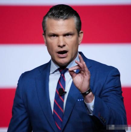 美国防长赫格塞斯被推上风口浪尖，美媒披露称，2025 年 9 月，他曾指示采购 