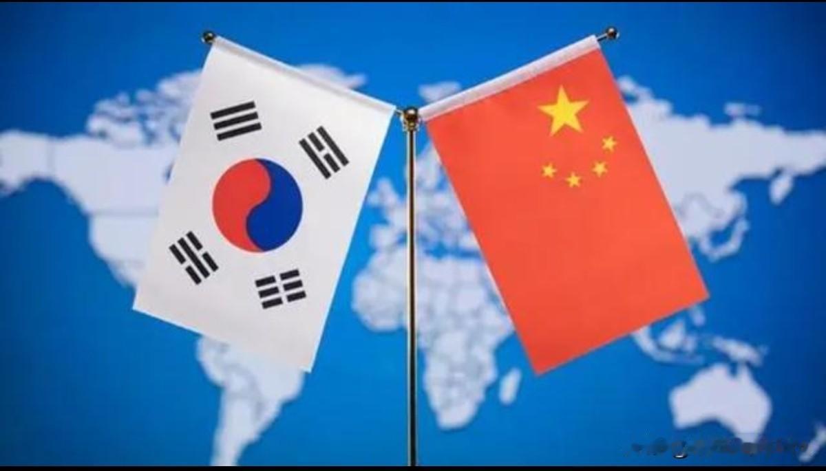 韩国对我们表达不满！9月3日，根据法新社报道，8月20日，王毅外长在首尔曾与韩国
