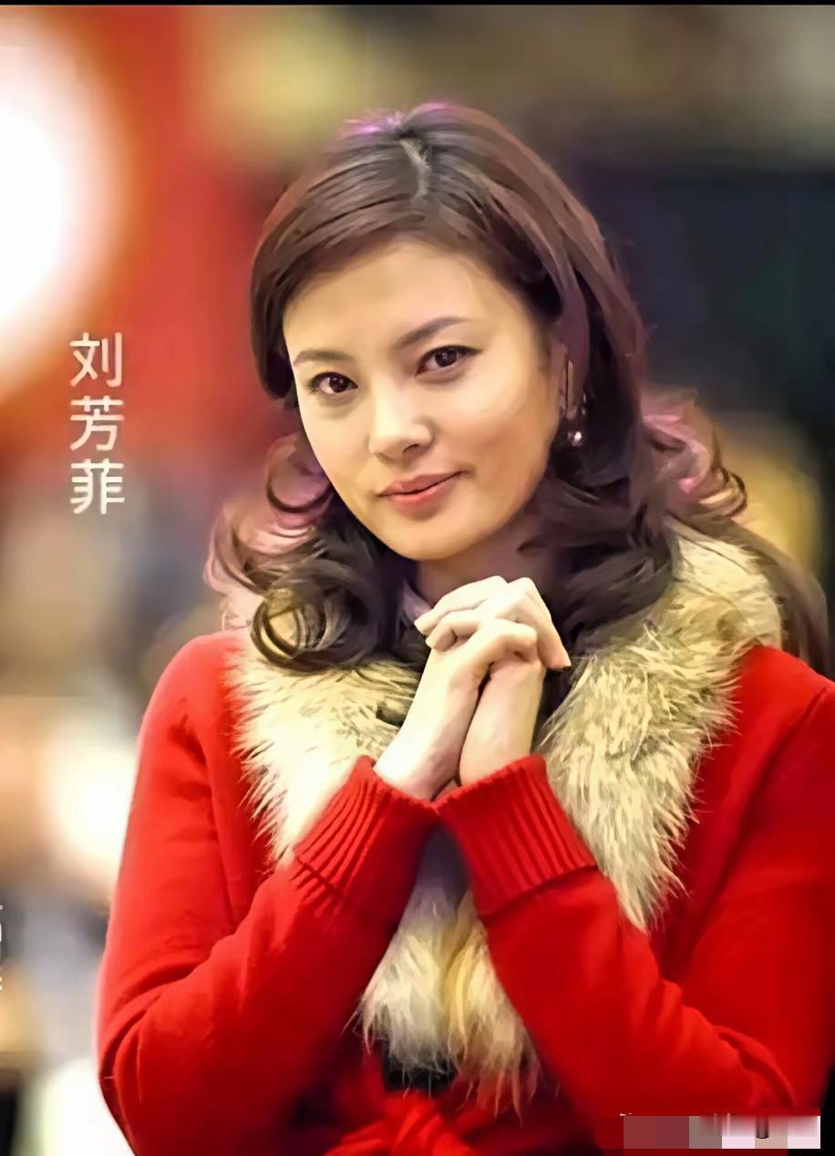 央视最美6位女主持：不仅颜值惊艳，才华更让人服气！