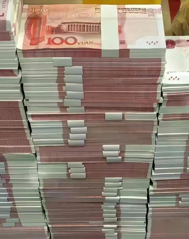 我就纳闷了，男人的钱一定要交给妻子管理吗？我妻子只要听到别人家男人把钱交给妻子放