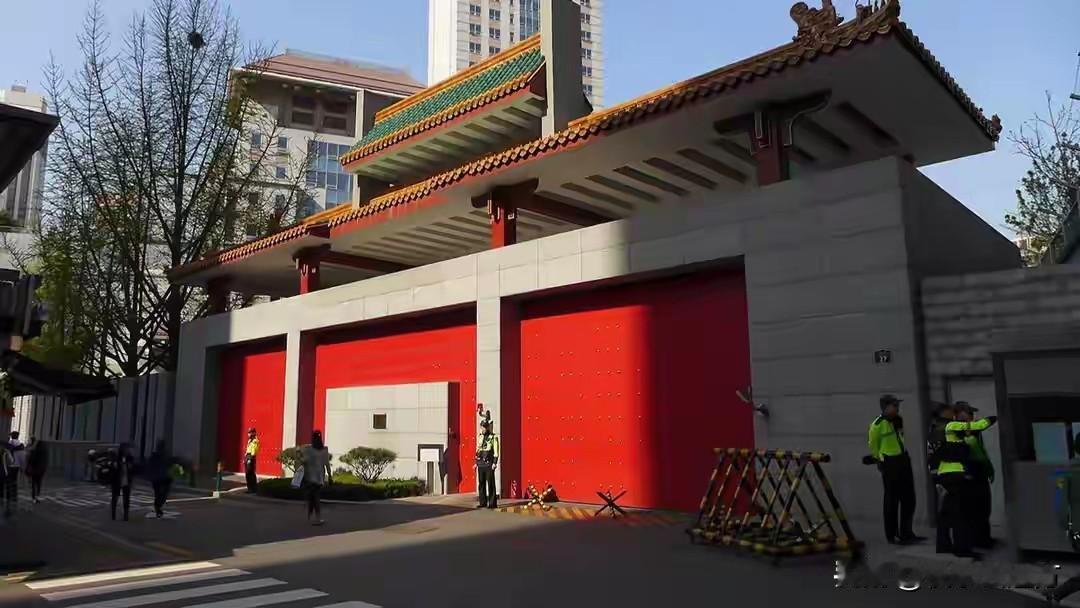 光州市长道歉？留着裱起来吧！道歉信读三遍，没有“改牌子”仨字

三周改三次，最后