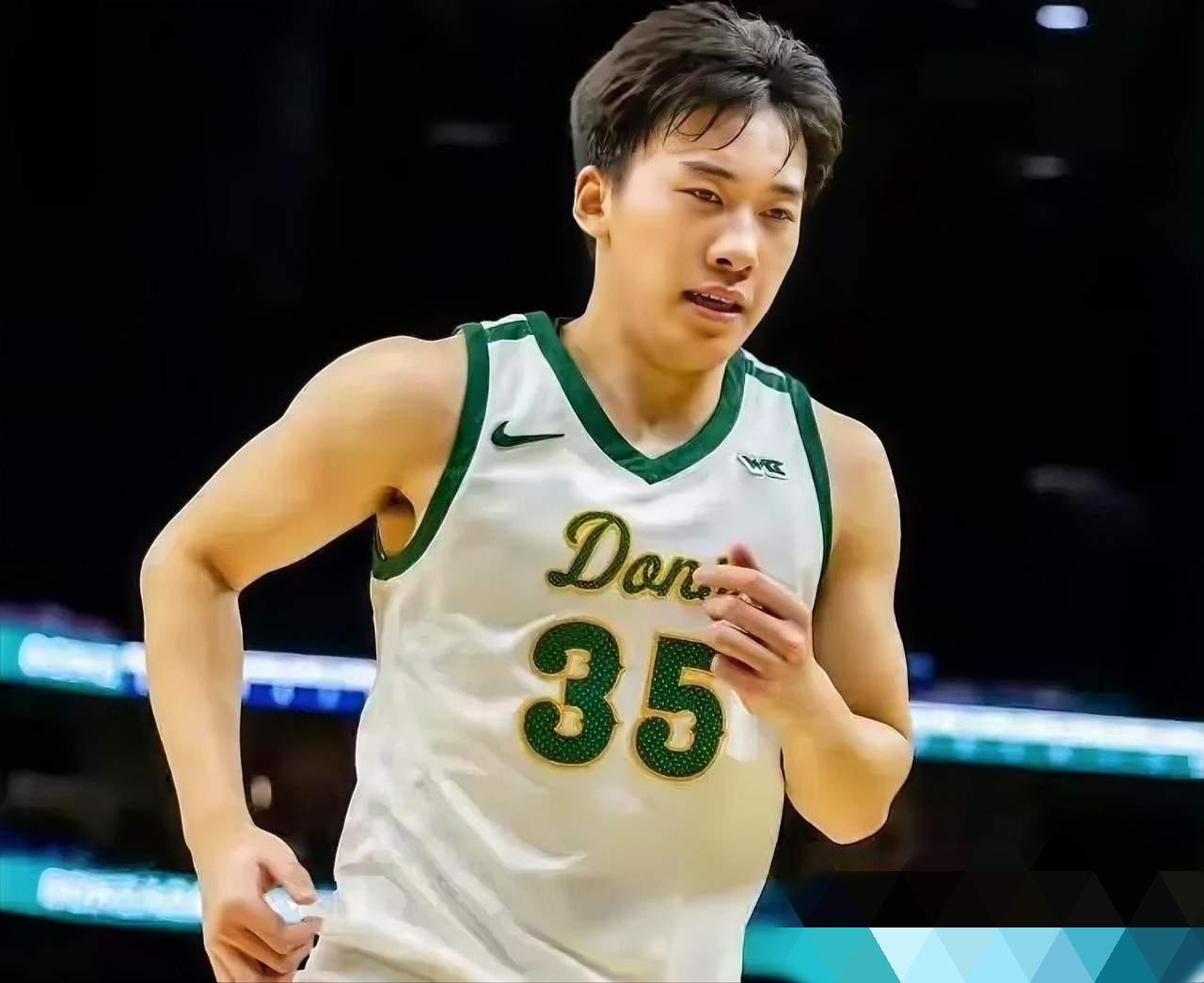 王俊杰10分得分连续上双，昨天的中国男篮应该很想念他，有他在或是另一种局面

北