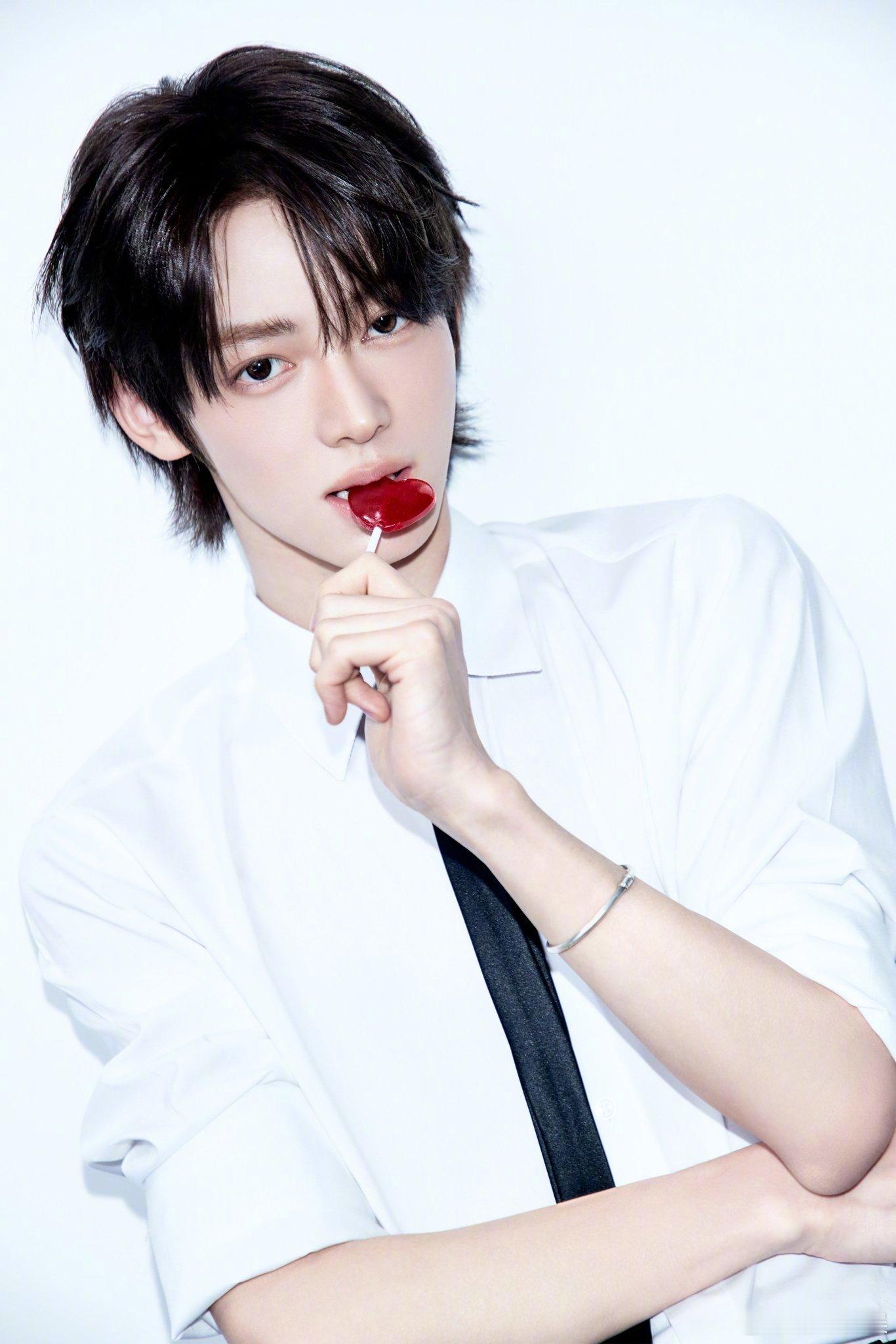 TWS迷你五预告照 TWSTWS 迷你五辑《NO TRAGEDY》ROMEO C