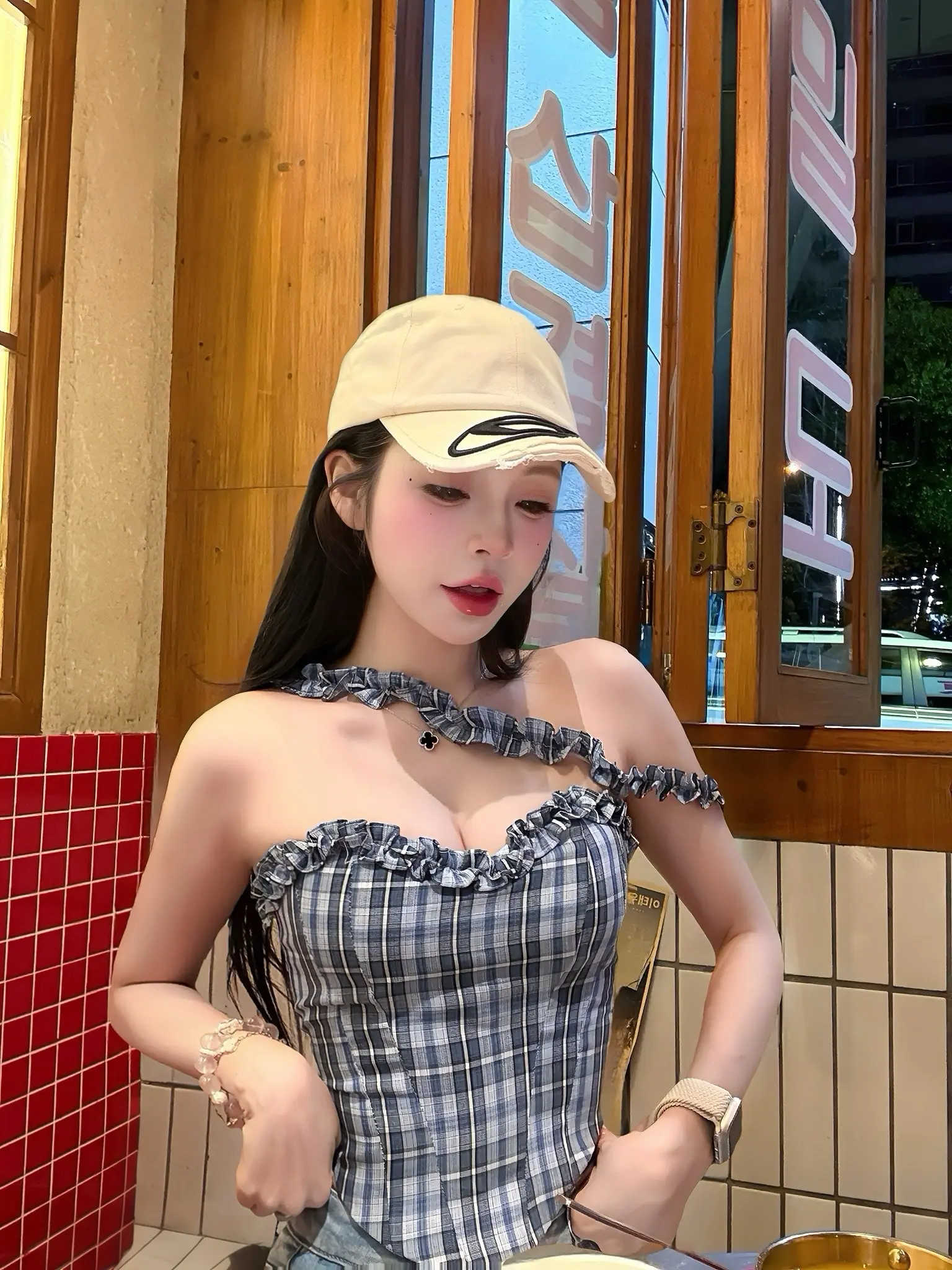 想玩弄我感情的 点击头像无需下载 点开即玩🙂