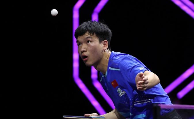 北京时间2月23日，WTT新加坡男单1/32决赛国乒部分赛程如下：

2号桌12