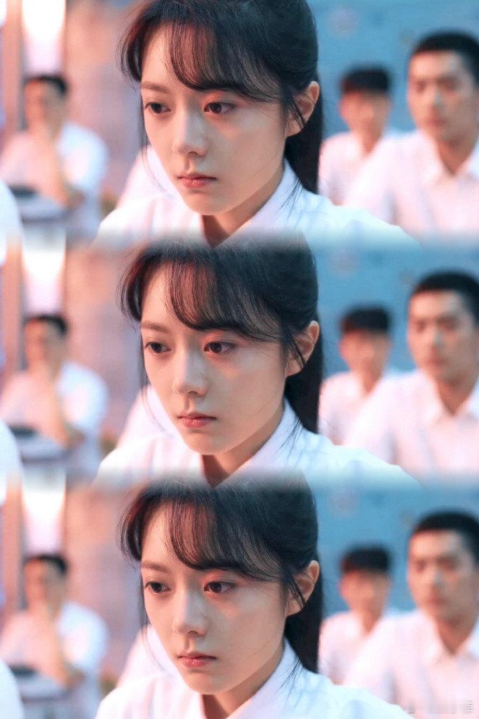 赵今麦演出了无声的生长痛 瞧旁人装扮顿觉自己挺稚嫩 ​​​