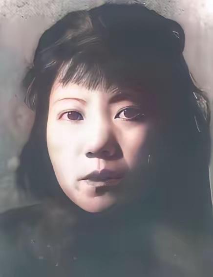 1948年，涂孝文叛变后，供出了李青林。李青林被捕后，死不承认自己党员的身份。特