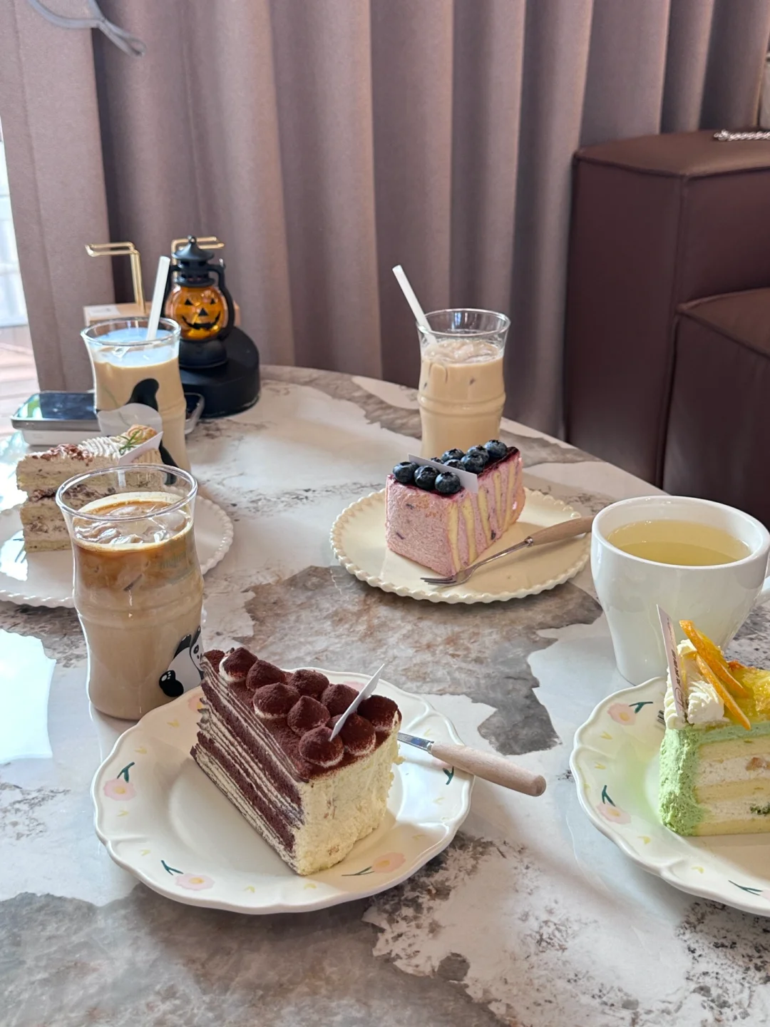 咖啡店打卡 每日穿搭 济南探店