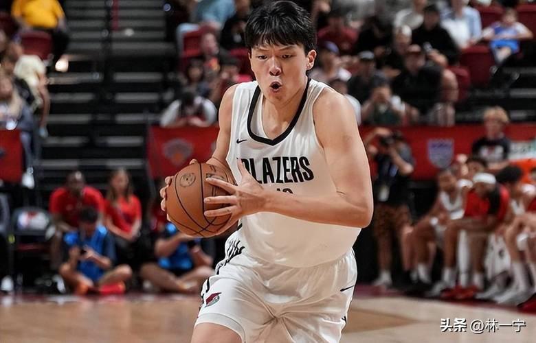 wtf！

杨瀚森和河村这风水轮流转，转得也太讽刺了吧！

前段时间还喊着 “中