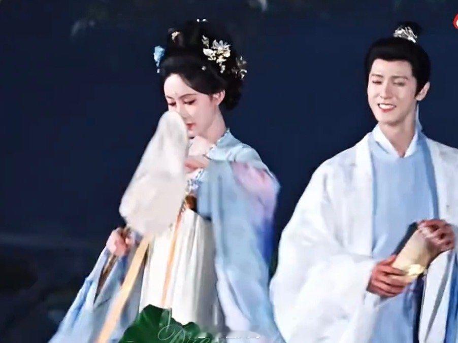 孟子义李昀锐尚公主抓萤火虫 又是被孟子义和李昀锐甜到心坎里的一天，孟子义和李昀锐