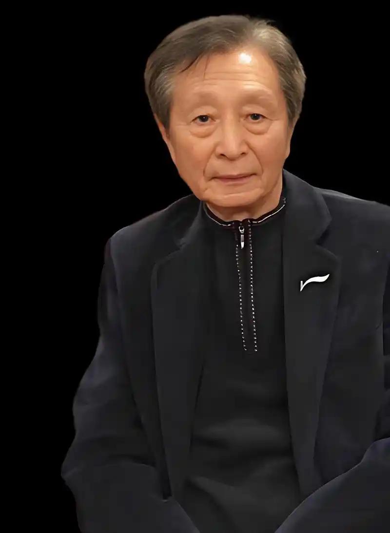 这或许是中国式父母最扎心的宿命！87 岁的宋世雄以自身经历印证：倾尽所有将一双儿