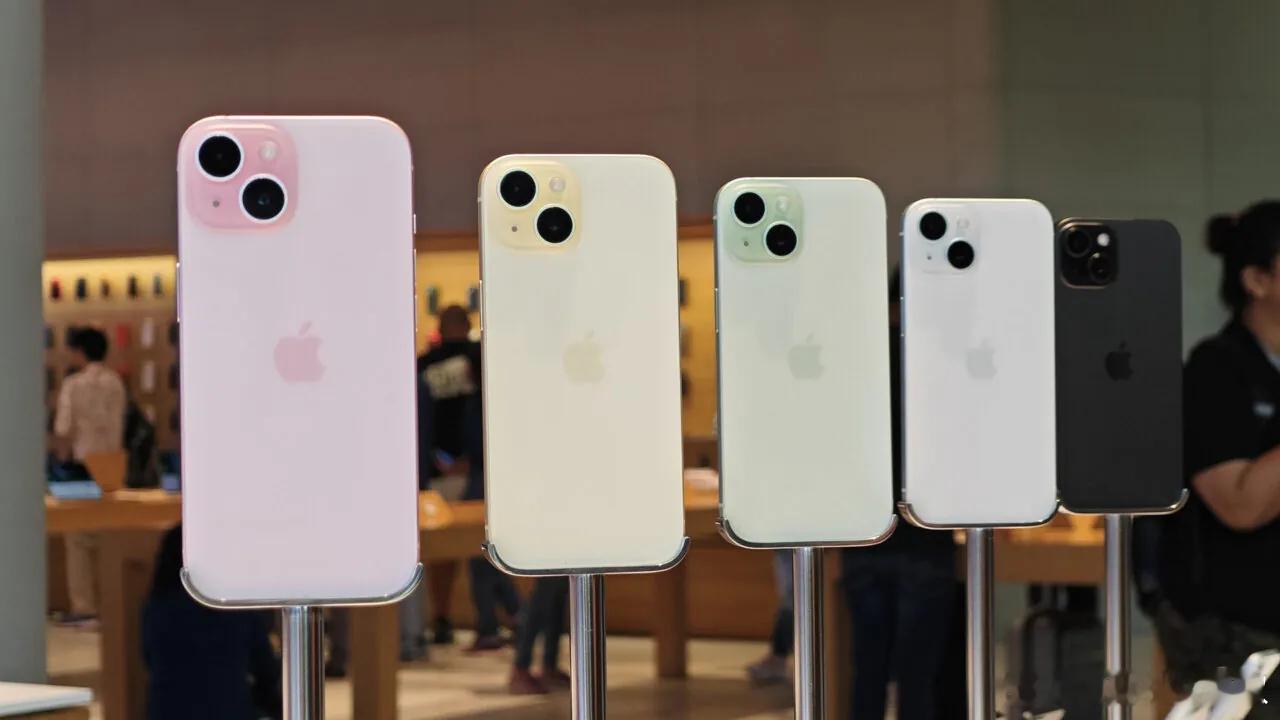 这配色被iPhone 15系列完爆了…#iPhone16机模新照曝光# ​​​
