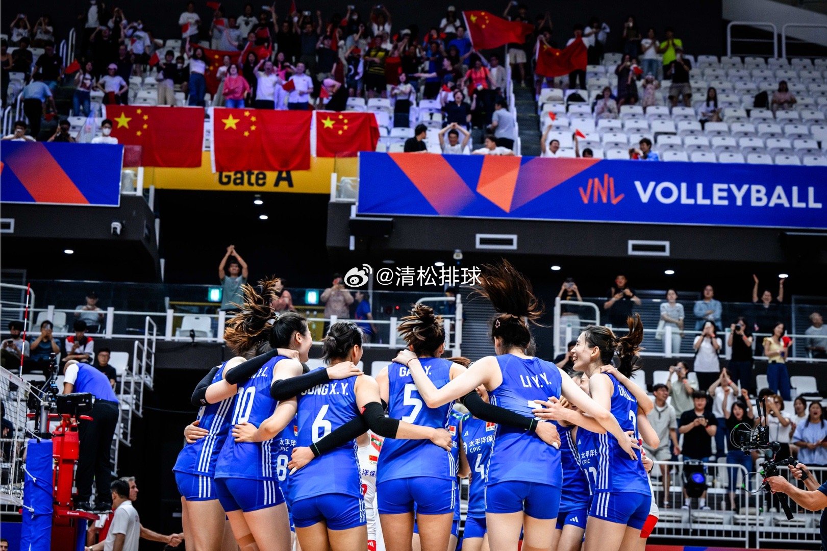 距离2023年世界女排联赛总决赛半决赛中国女排🇨🇳vs波兰女排🇵🇱还有2