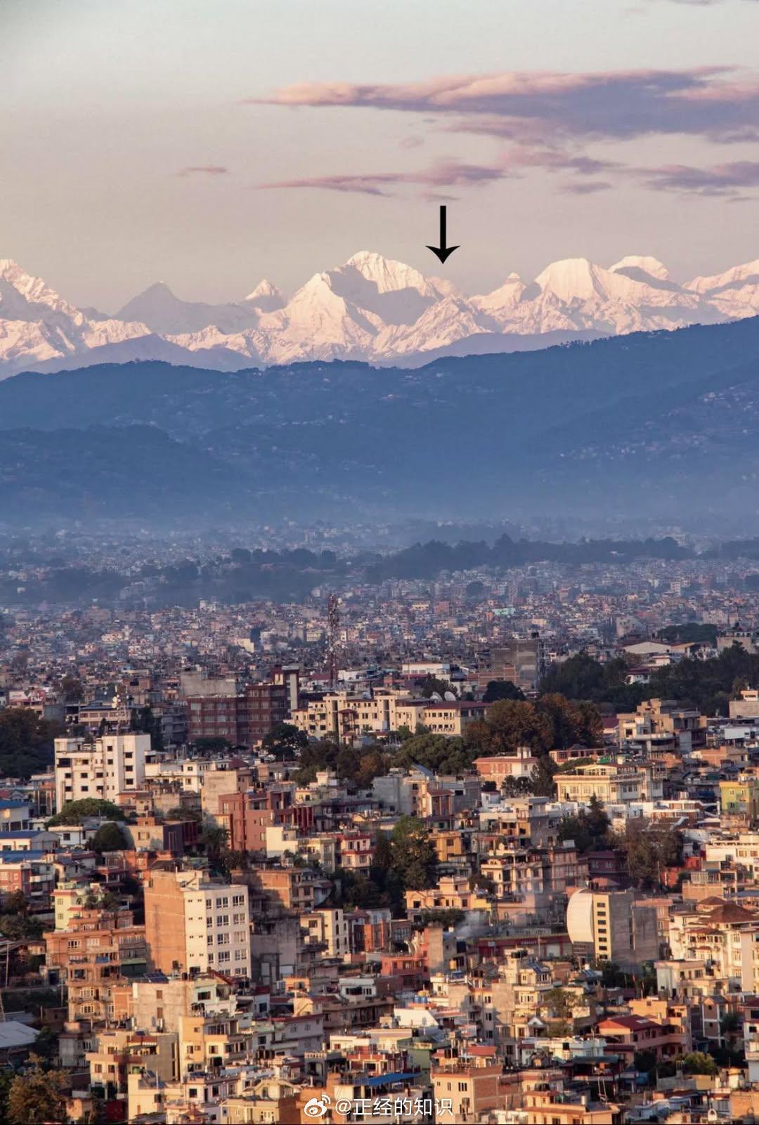 2020 年新冠封锁期间，空气污染显着减少，从 120 英里外的加德满都都可以看