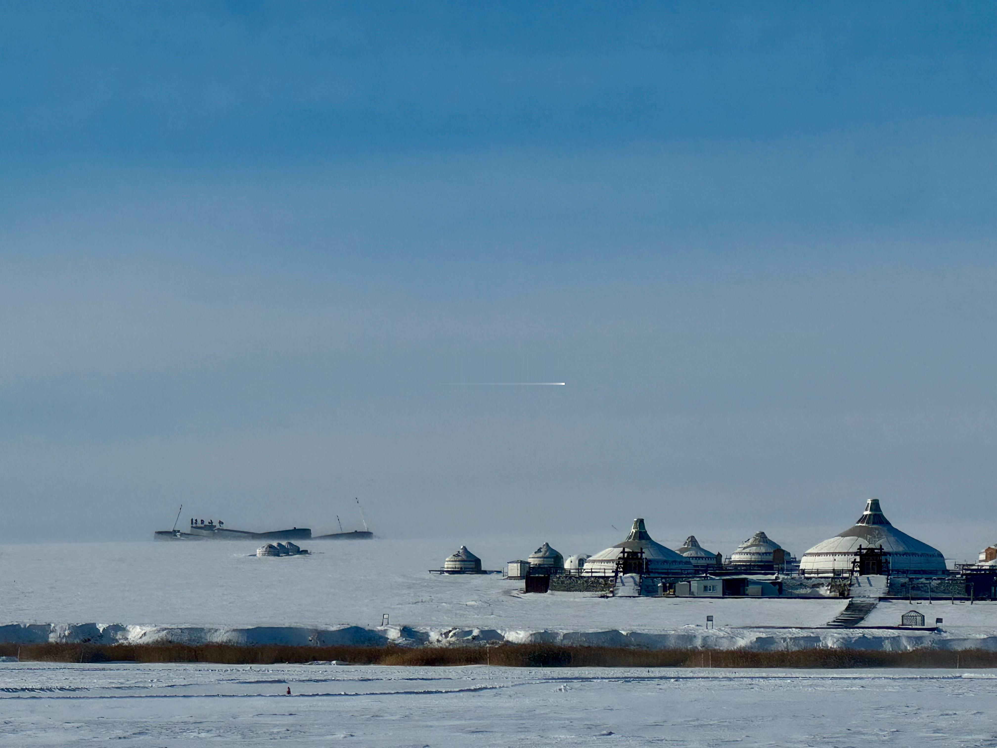 身在冰湖不见车吗？奔驰冰雪驾驶体验第一天，很爽。奔驰冰雪 呼伦贝尔·呼伦贝尔大草