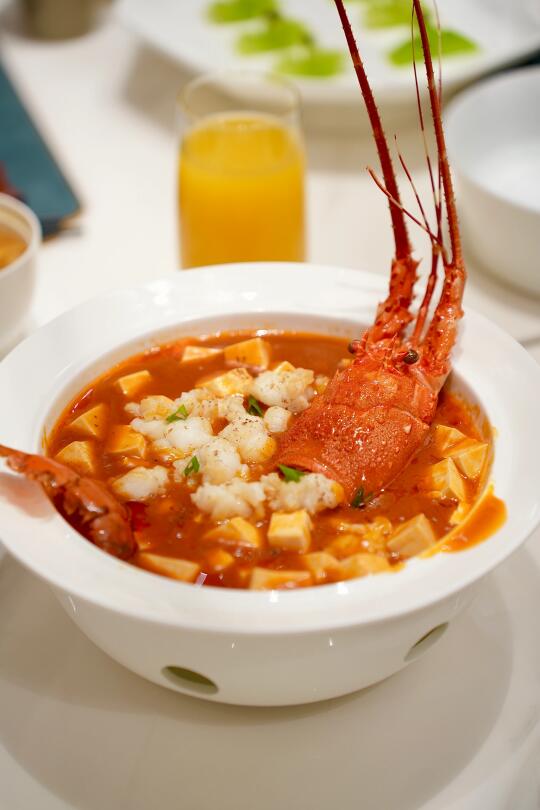 带孩子来北京亲子旅游除了看景色外，吃美食也是不可缺少的。而北京的这家餐...