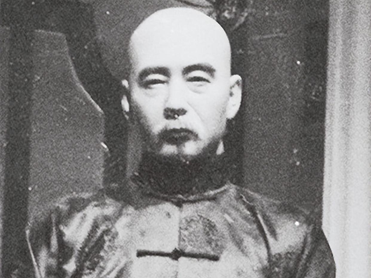太爷爷冯国璋留下265万大洋，上千顷地，到冯巩这一代拿了多少？
 
答案说出来你