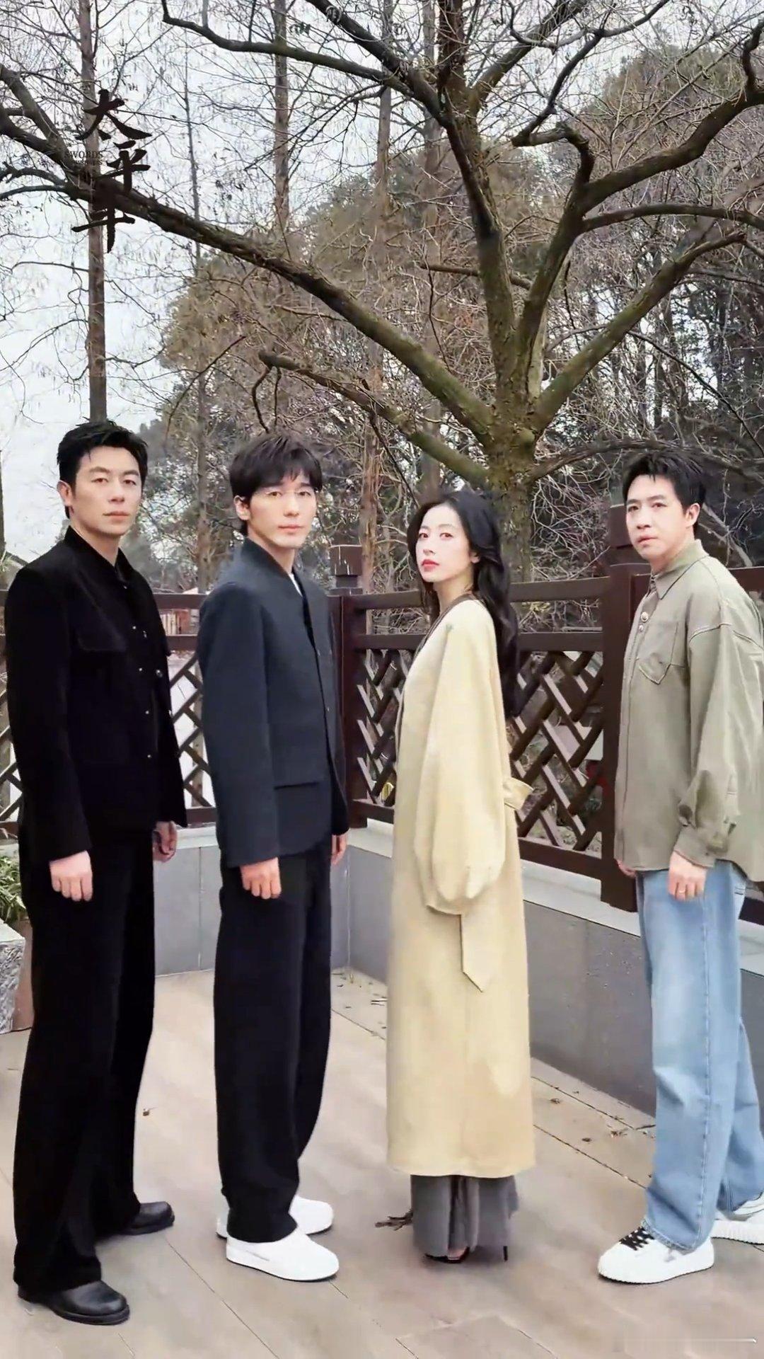 太平年 中年人剧宣 别的剧组剧宣靠颜值穿搭出圈，《太平年》靠中年人式真诚努力取胜