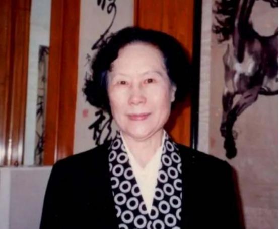 1953年，徐悲鸿病逝，五年后，他的妻子廖静文不但选择了改嫁，还生了孩子。然而，