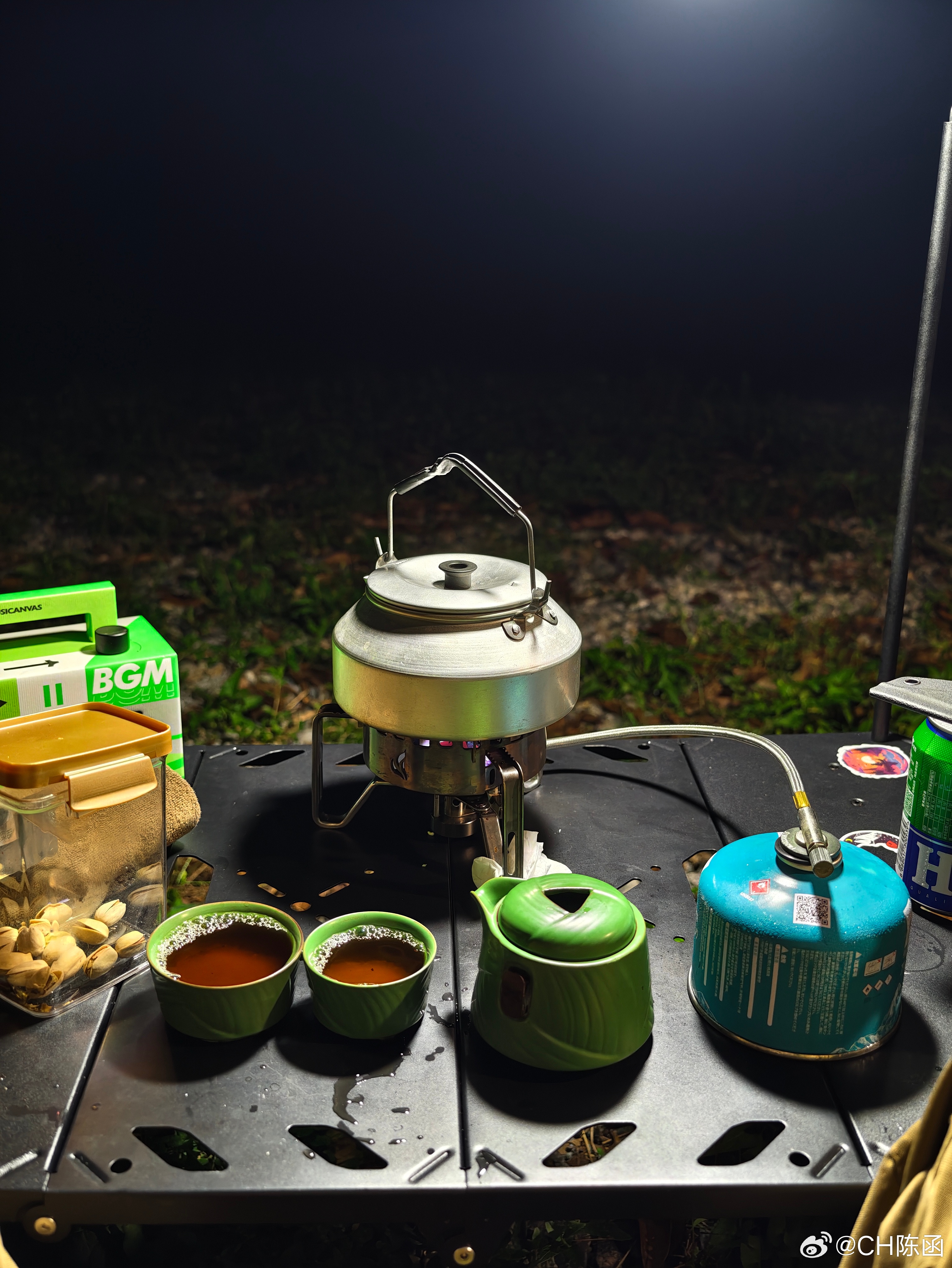 雨过天晴，凉风徐徐，蛙鼓虫鸣，多么美好的夜晚！ 