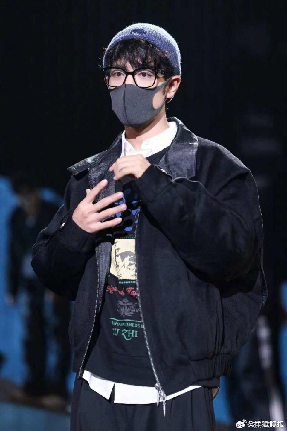 【明星跨年出图，你pick哪一位？】倒计时9小时，2026年就要来啦！一起看看明