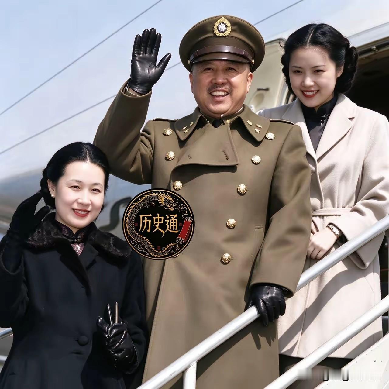 1945年昆明盛大婚礼！48岁卫立煌迎娶42岁才女，世人看热闹，没人懂六年烽火苦