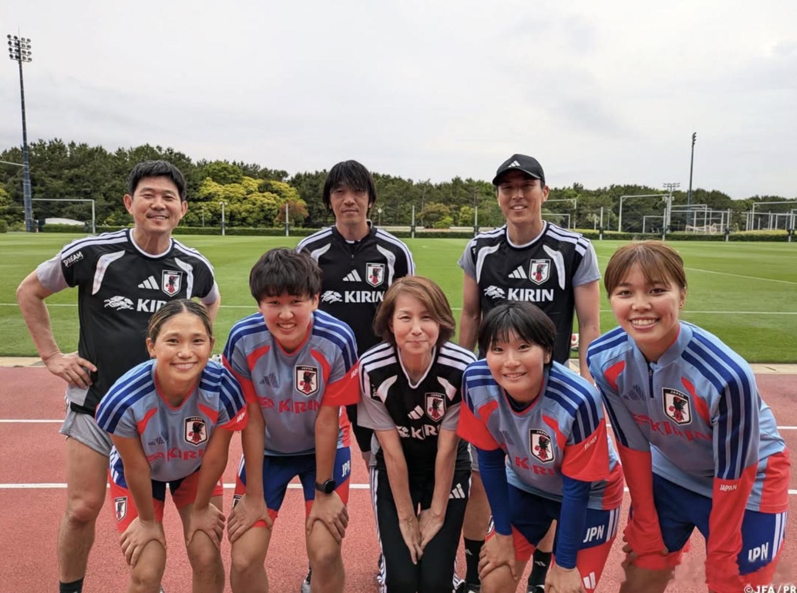 NadeshikoJapan 在JFA梦之场进行完“大和抚子”的自主训练后，球队