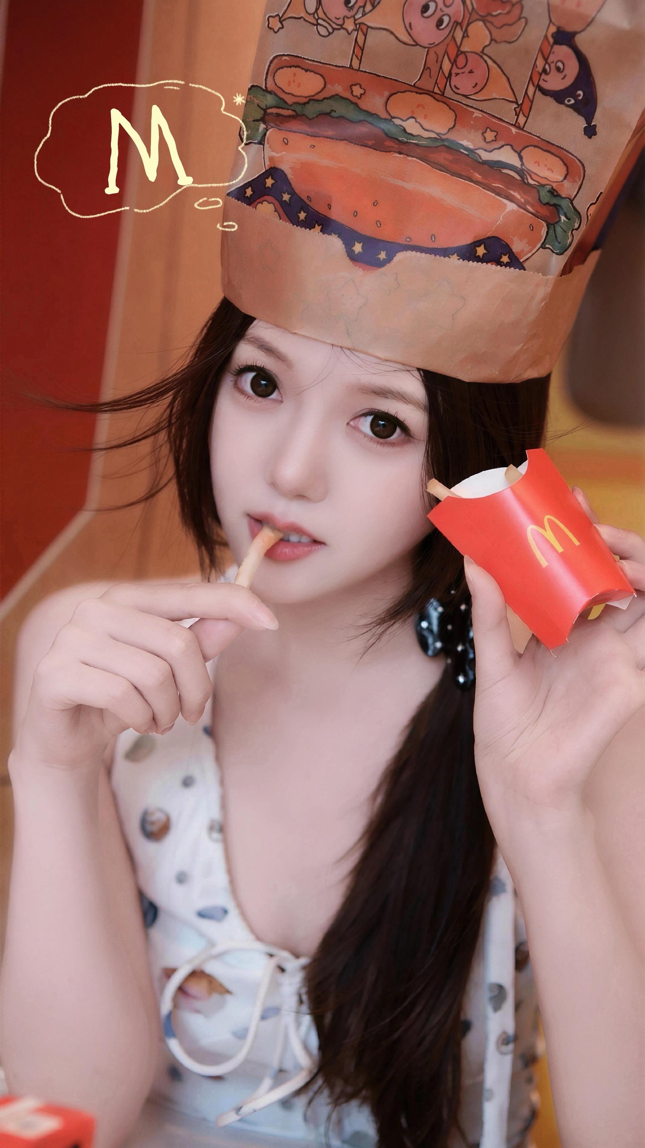 六一儿童节快到了！ 想吃的太多了！但今天就想吃麦门！