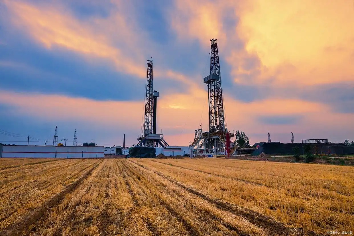 我国新发现13个亿吨级油田就知道地大物博贫油不科学原来是找的不够彻底 