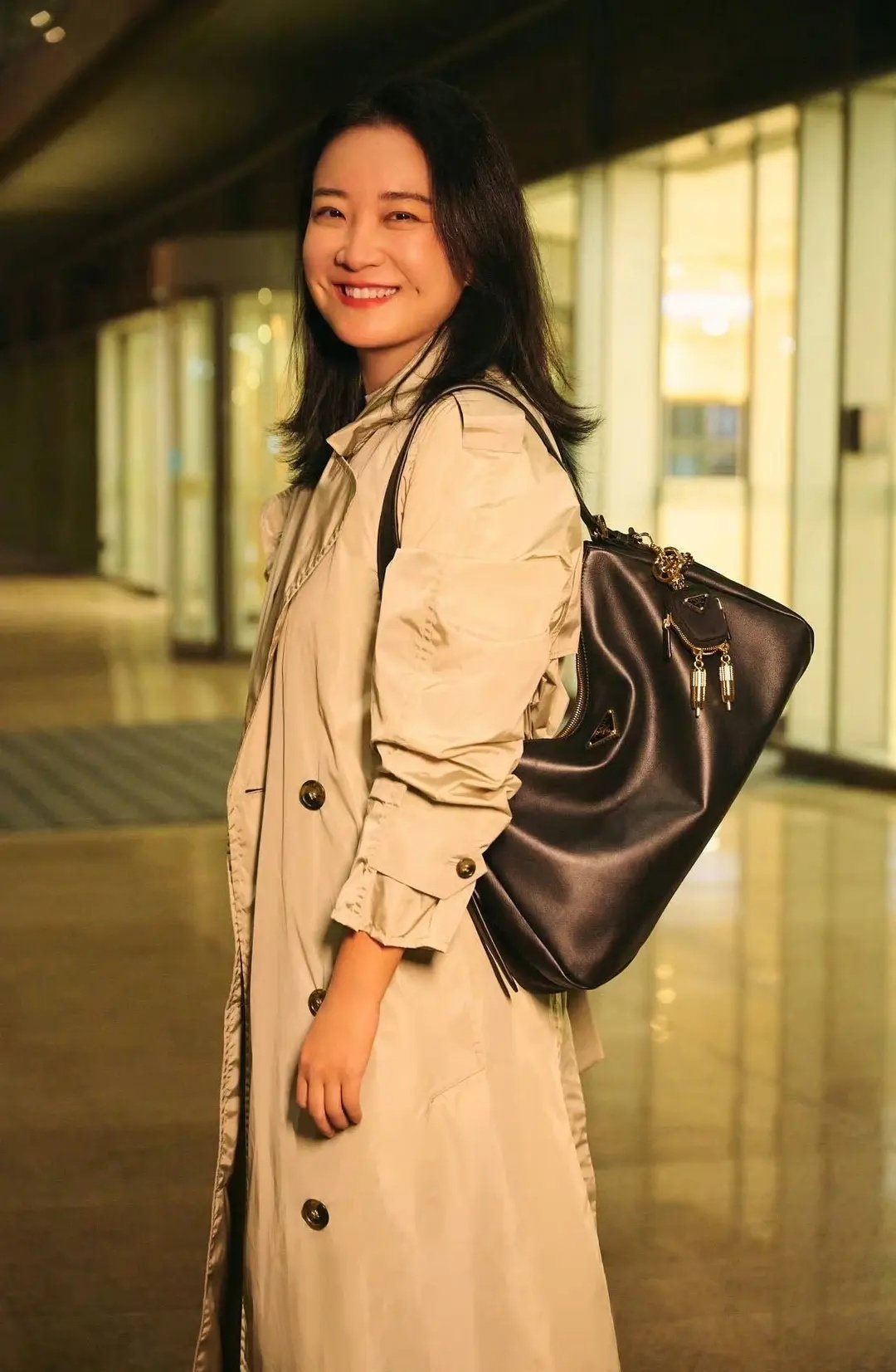 贾玲有点汤唯的感觉了。。 ​​​