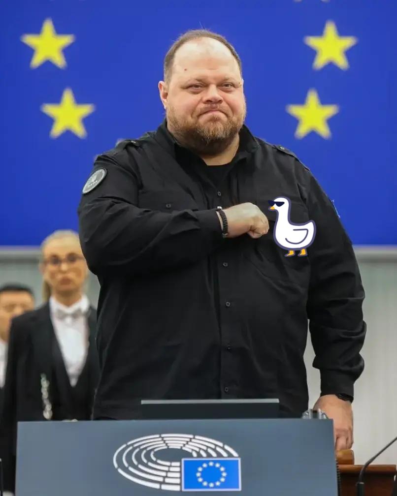 当地时间11月24日，在俄全线推进、美乌会谈之际，据前线多个军事频道称，乌克兰议