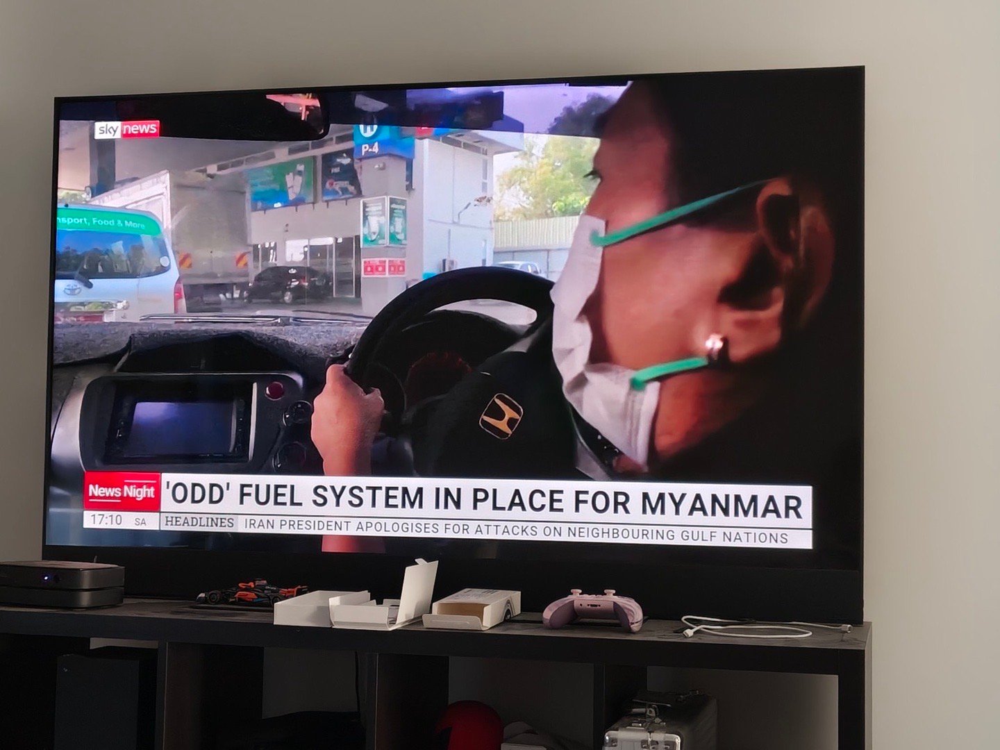 缅甸开始实行单双号加油制度，以应对燃油短缺，这对电动车来说是个重大利好呀电车出海