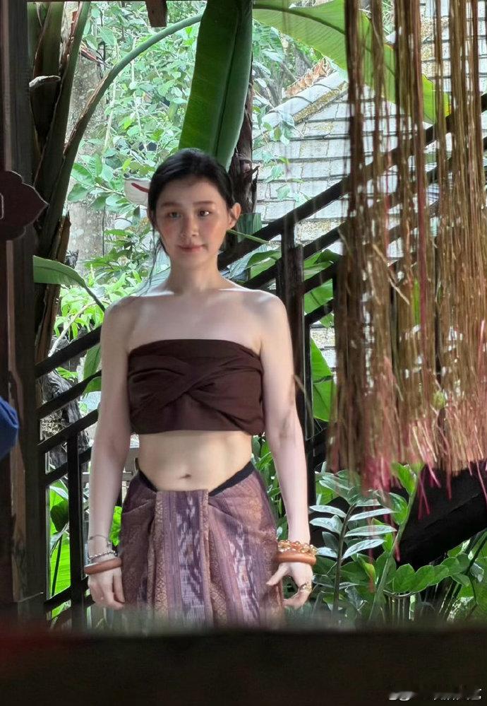 这竟然是金靖没认出金靖 这竟然是金靖，一开始没认出来 