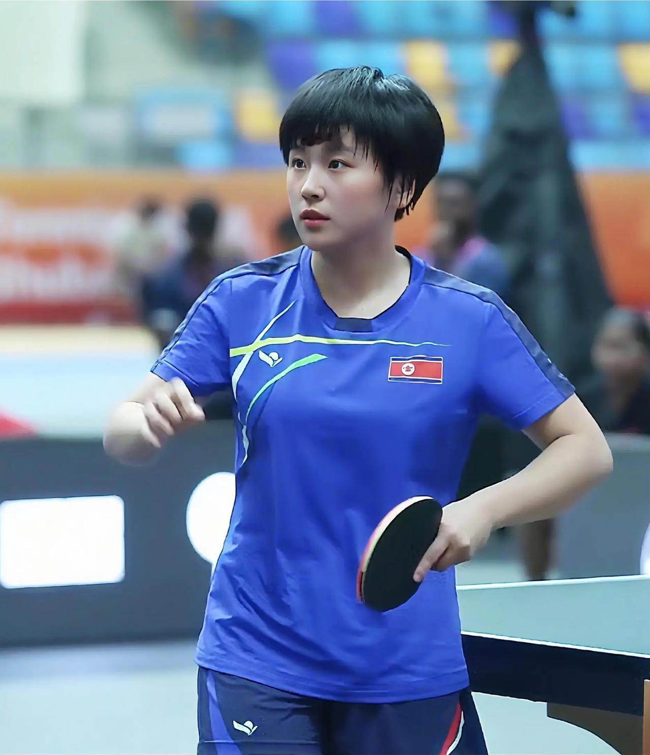 想看她们打球，她们偏偏总是不出现。
        一个是升国旗的比赛才回来（而