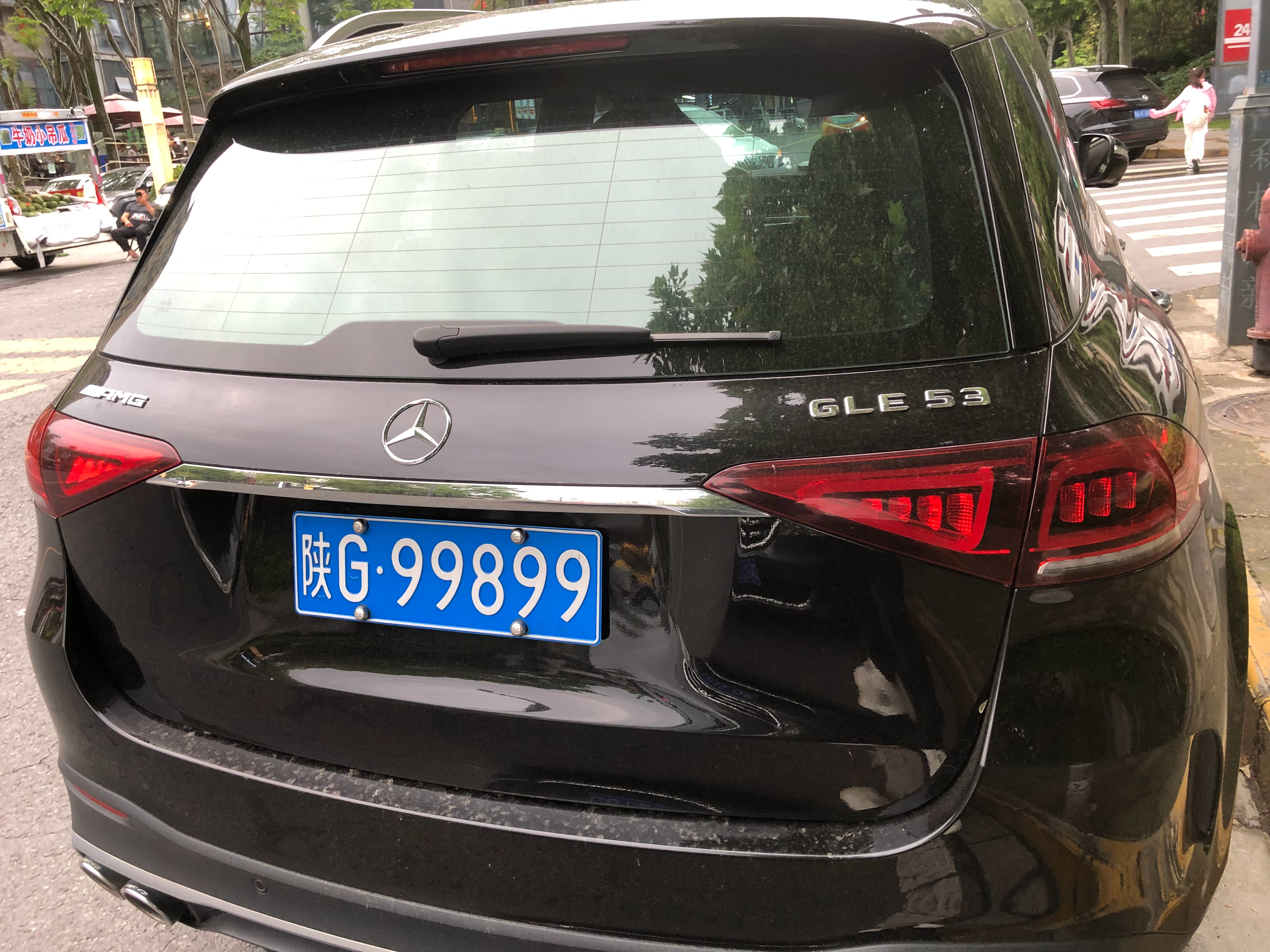 全球车牌  陕G99899奔驰GLE53 AMG 安康·安康市高新中学