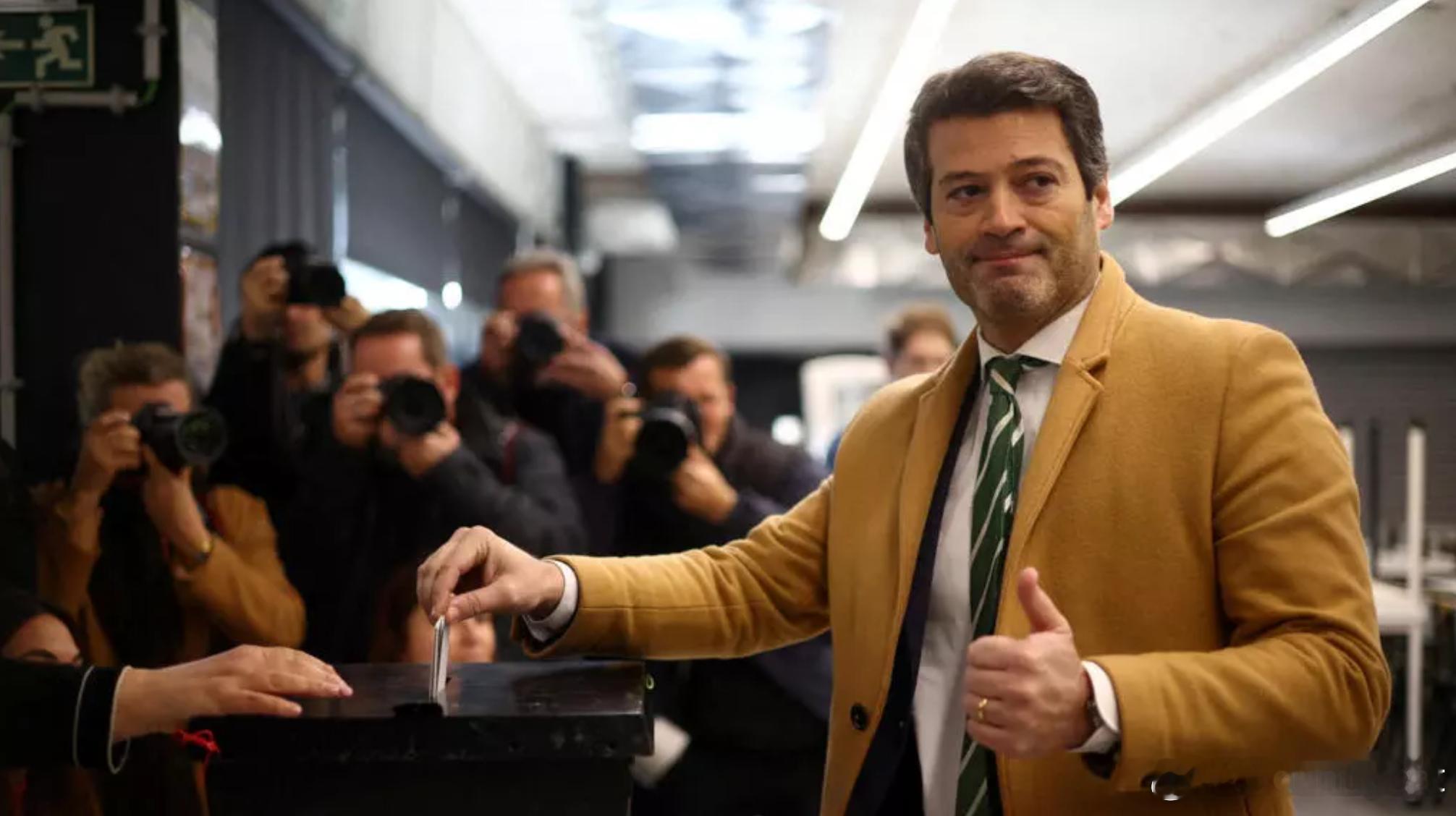 葡萄牙总统选举首轮投票：社会党候选人暂居首位 极右翼晋级第二轮海外新鲜事 据葡萄