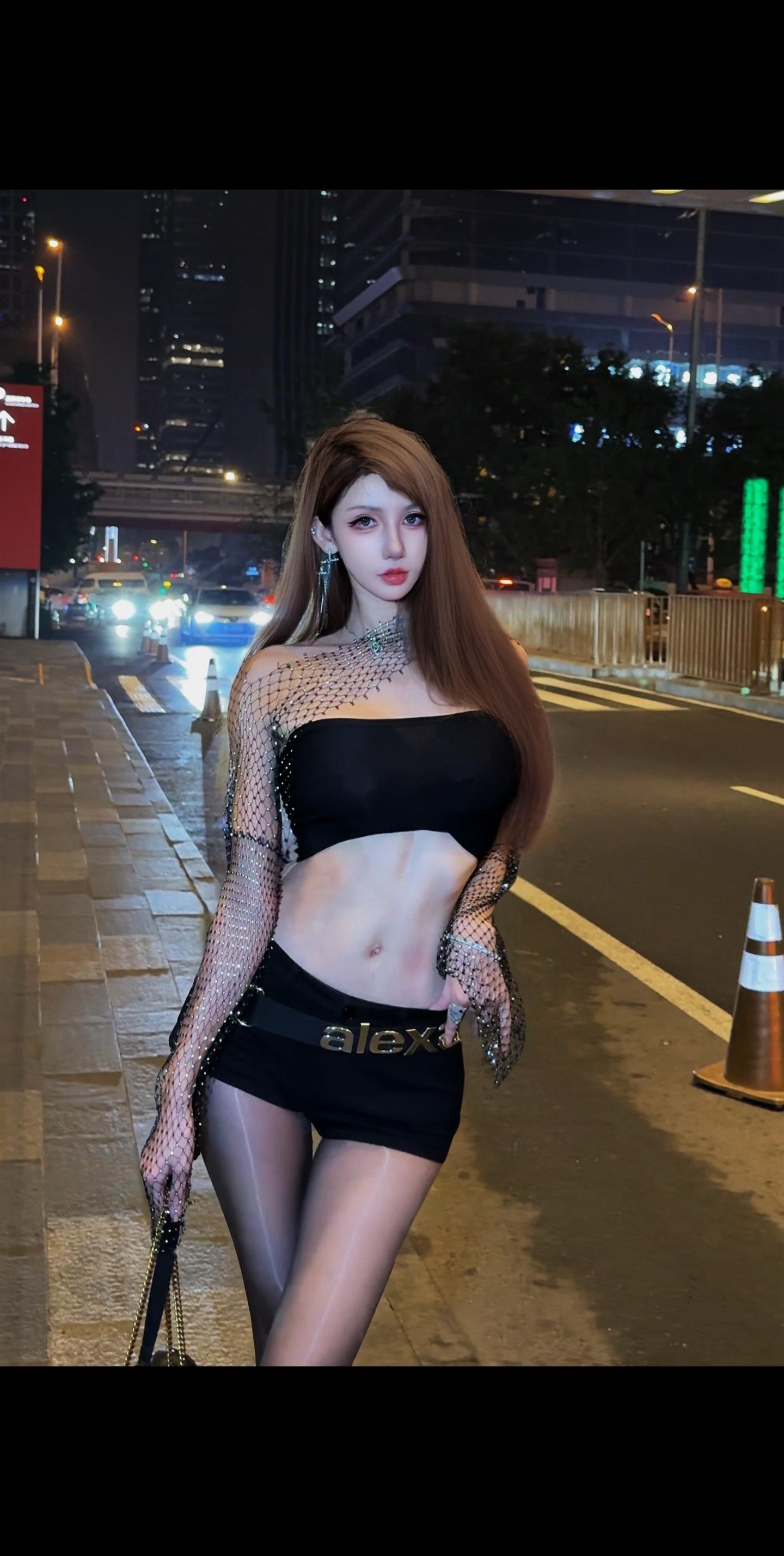 好开心 我回来了。
