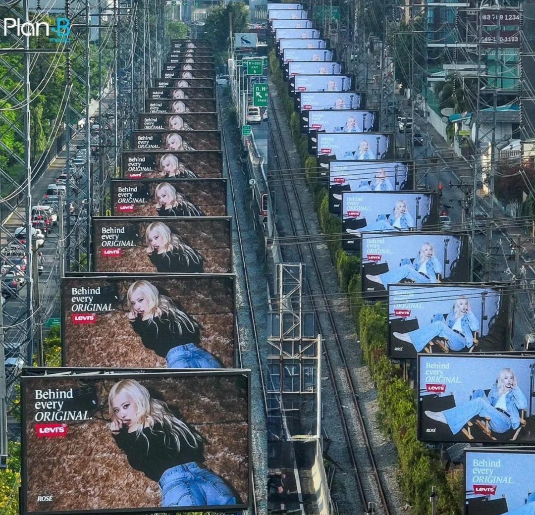 朴彩英地广✨
曼谷的Levi’s地广～这个朴彩英太牛啦ROSÉ 朴彩英