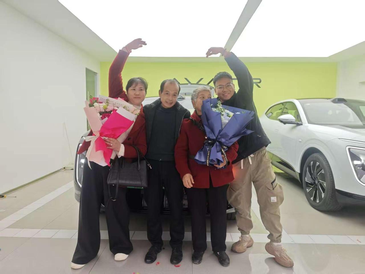 提车大吉 车门一关一路平安 提车仪式 最难忘的瞬间留下美好的回忆