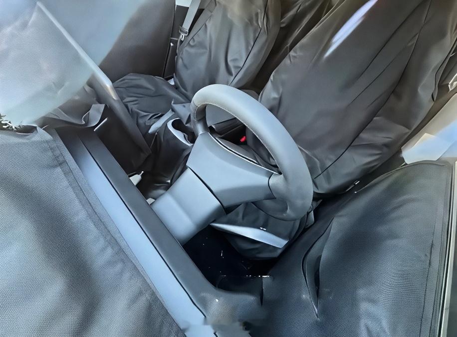 特斯拉Model Y Lite版（青春版、廉价版）真的要来了保留了转向拨杆，没有