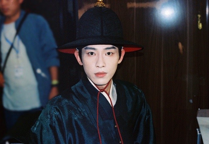 辛云来辛云来镜头下的明月录辛云来新剧用胶卷洗出来了好剧真的自带胶片感，辛云来《明