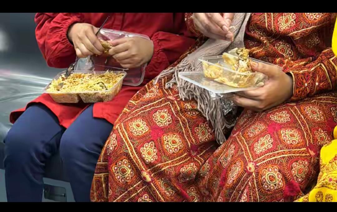 上海深圳职场杀疯了！印度从业者扎堆抢岗，薪资比本地人低两成还自愿加班，企业直呼“