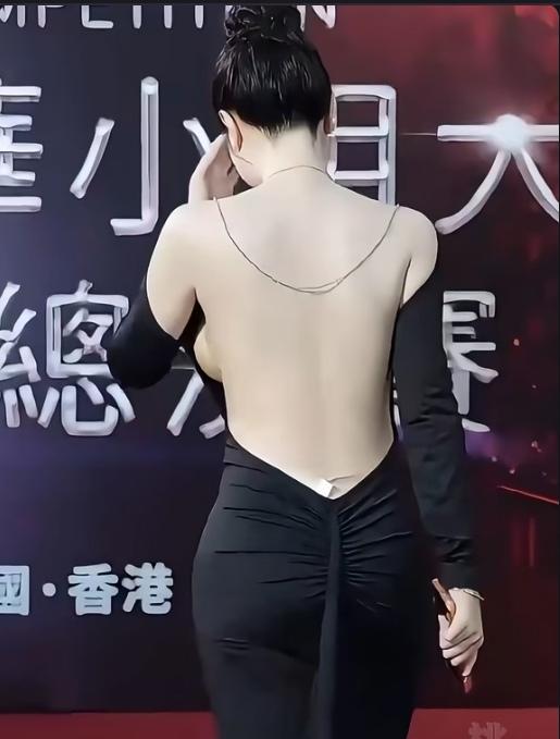 背影美女