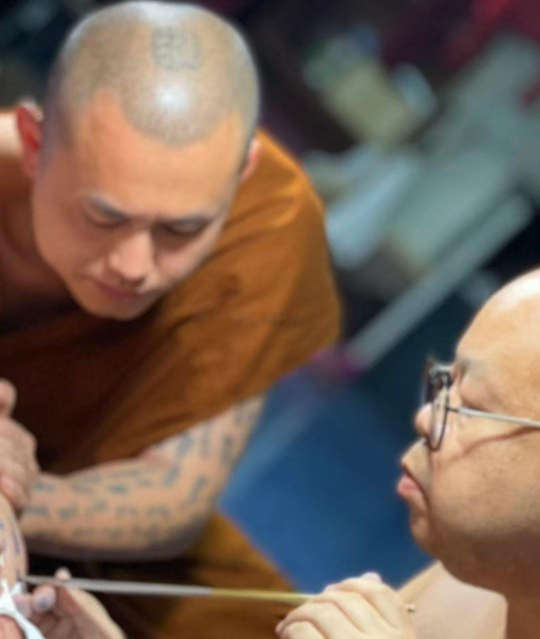 每日运势小妙招的核心是调整自己的状态和心态，而不是等待好运降临。以下几个简单易行