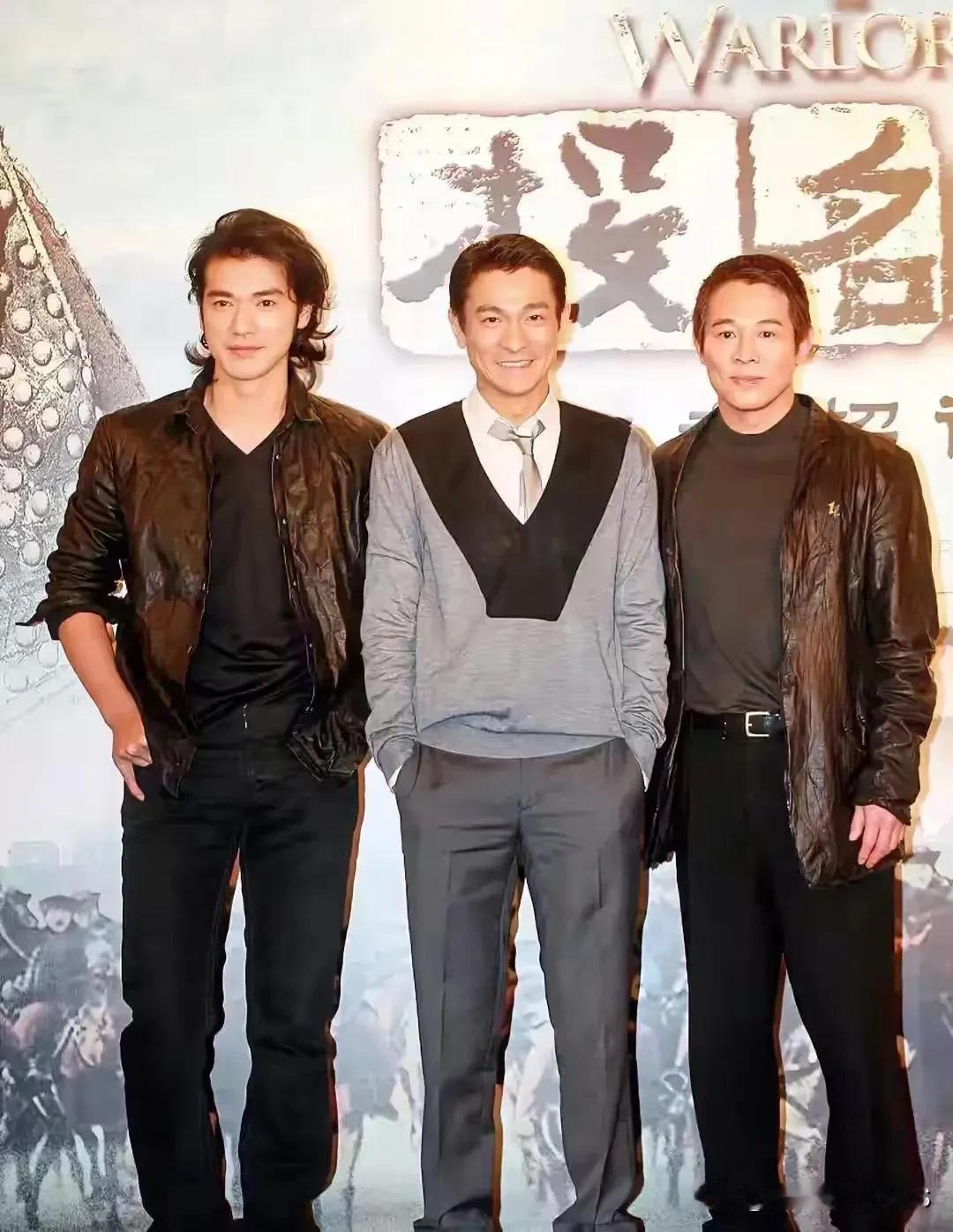 金城武的颜值嘛，说实话，我从来没觉得他有多帅。反倒觉得他有点儿怪里怪气的。说到身
