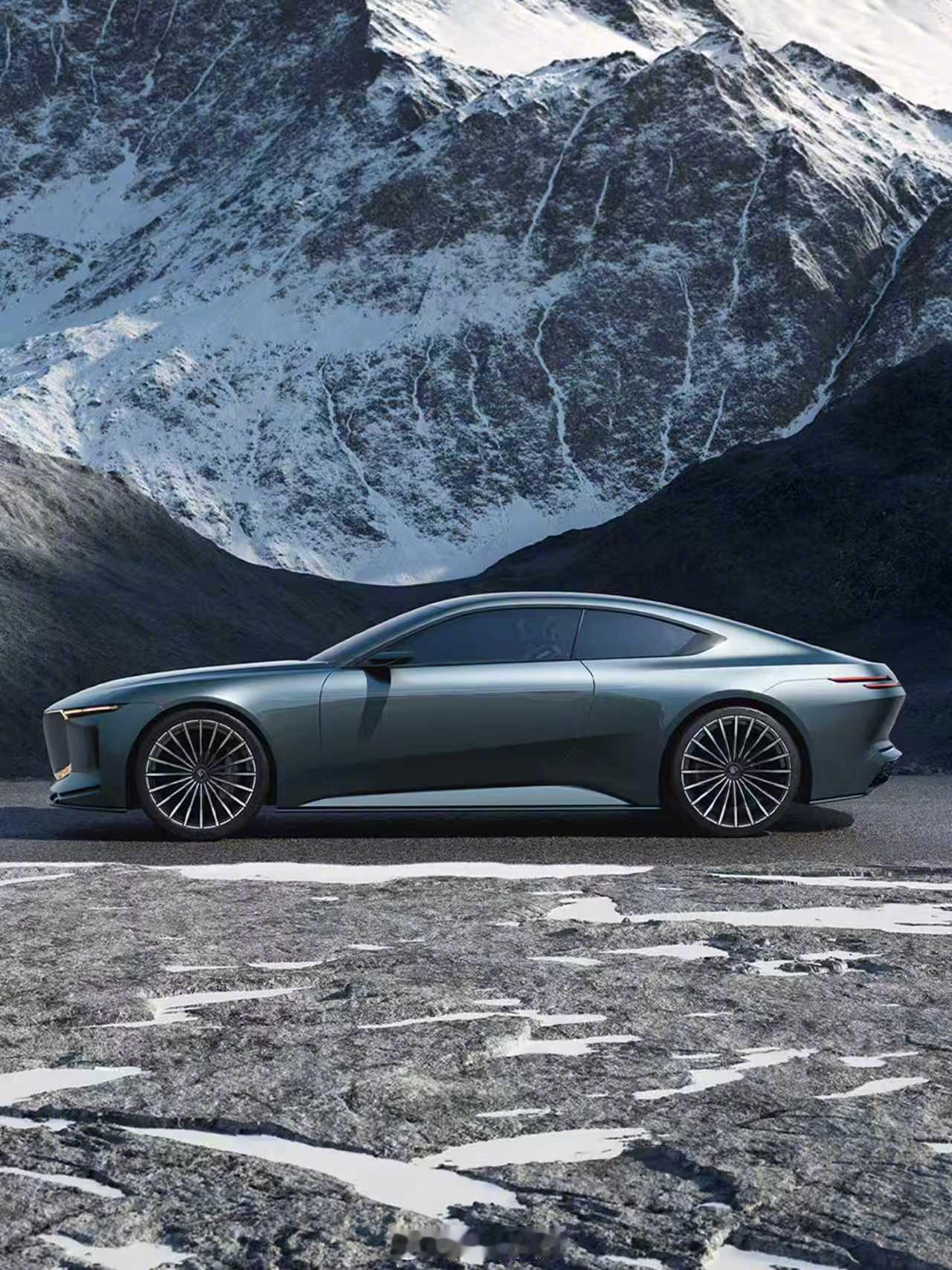 宝马又整了个活，BMW ALPINA 概念车全球首秀，不过不对外销售。这个外观设
