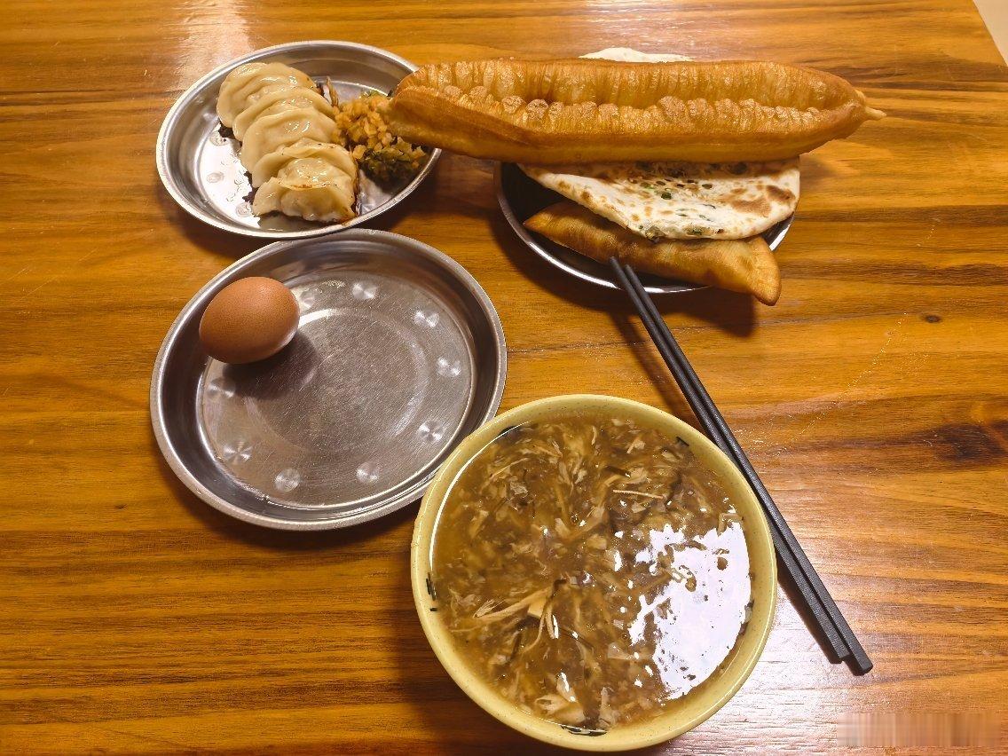 冒着大雨开好几公里就为吃这一口子。 