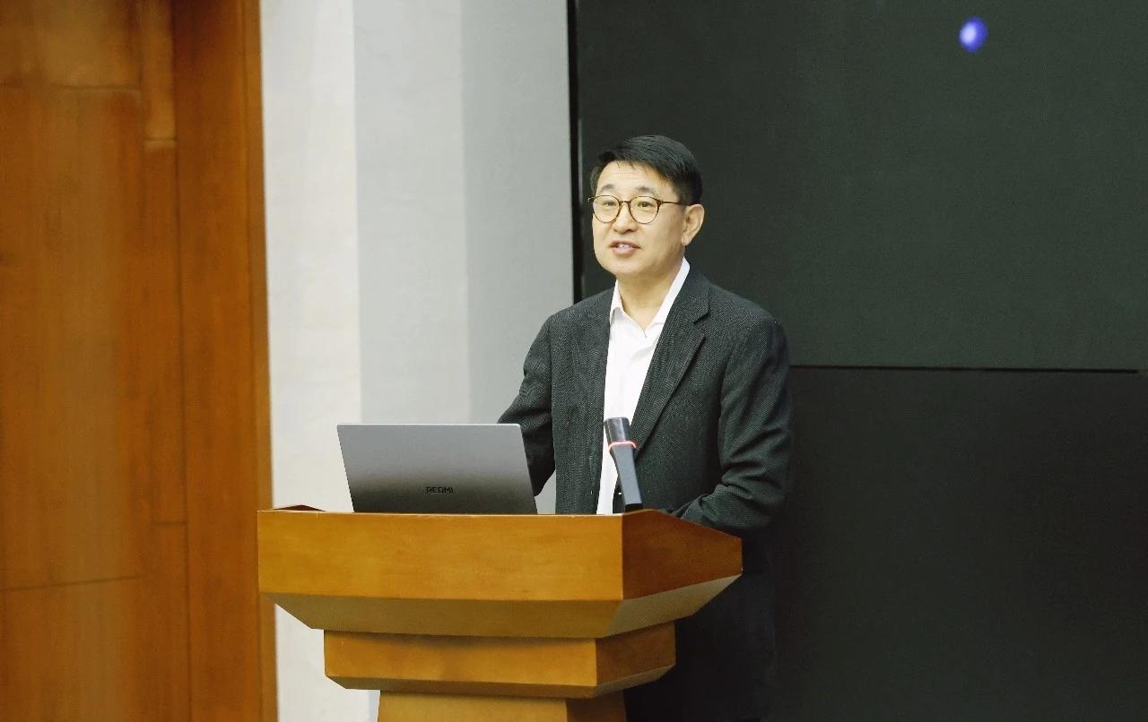 新华三于英涛建言杭州城市大脑 AI赋能城市治理升级
 
核心事件：4月20日杭州