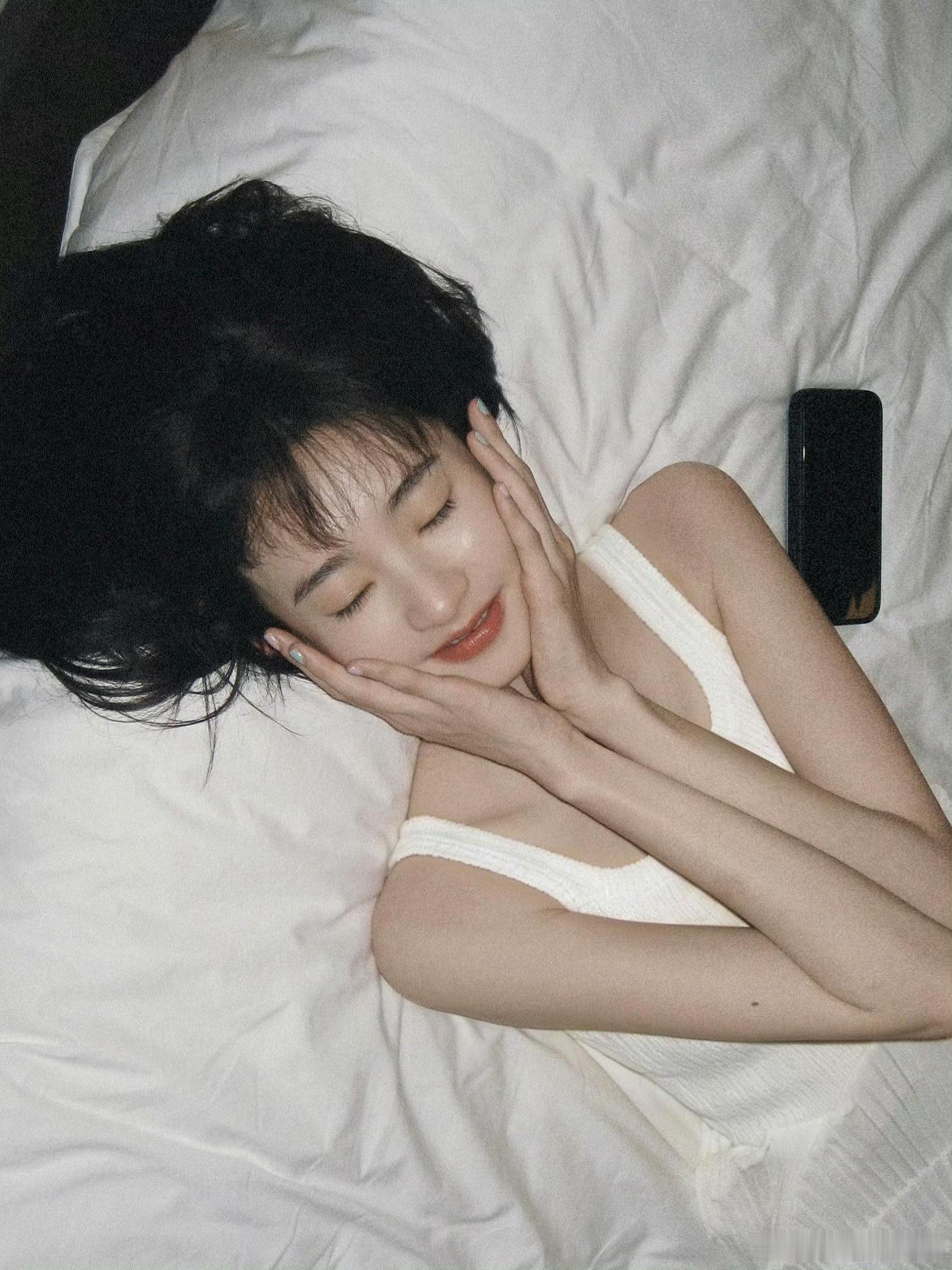  鬼马少女张艺凡，可爱没有标准答案！ 